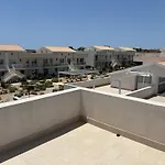 Flamingo Apartment *
