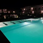 Flamingo Apartment *